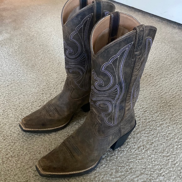 Ariat Round Up D Toe Western Boot - Picture 1 of 2